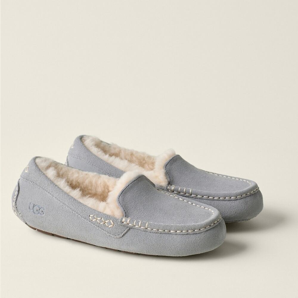 UGG Gray Suede Leather Shearling Lining Rubber Sole Slippers Moccasins Womens 6